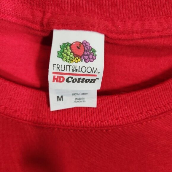 Fruit of‎ the Loom Basic Red T-Shirt Size Medium - Picture 4 of 4